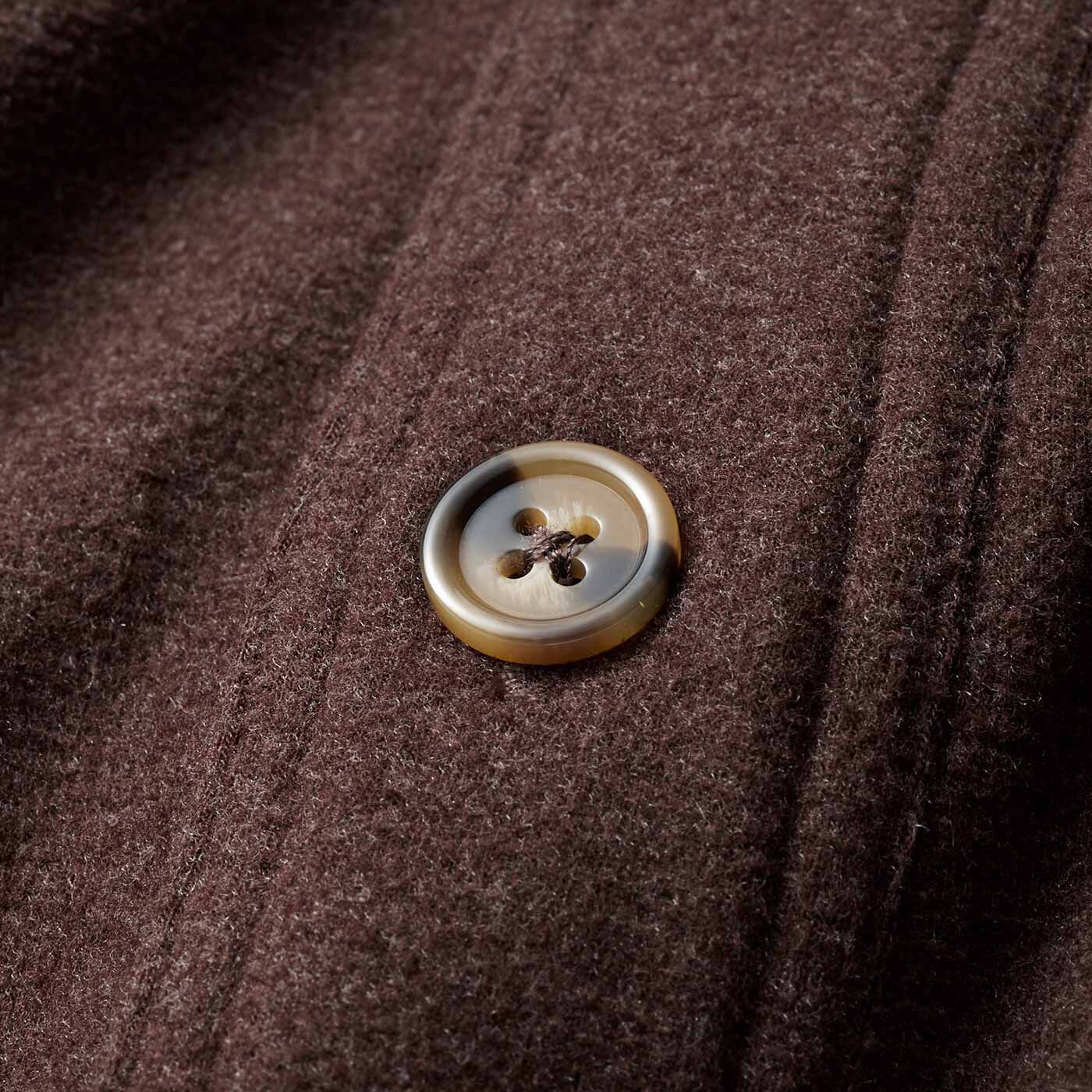 Real Stock|ウールシャツのような風合いの のびのびあったか起毛CPOシャツジャケット〈レトロブラウン〉|ボタンはべっ甲風。