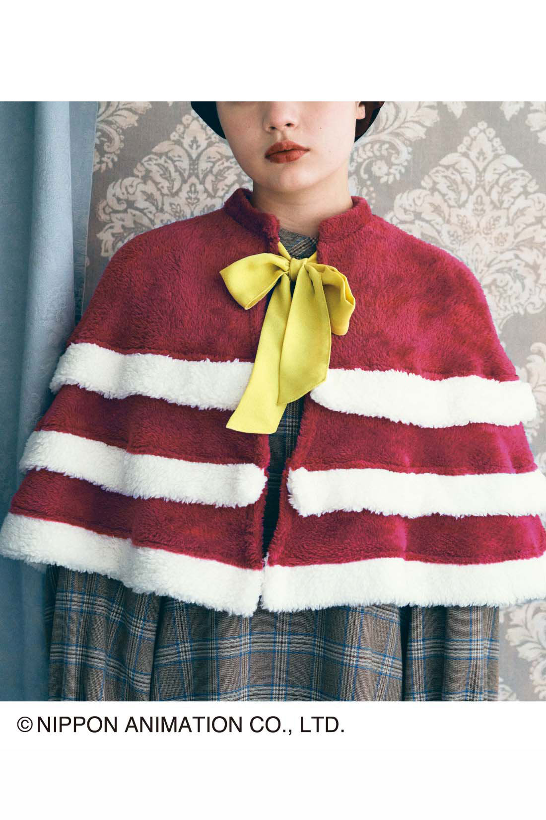 Real Stock|世界名作劇場×フェリシモ　小公女セーラ プリンセスセーラのコートをイメージした暖かケープ 〈プリンセスピンク〉