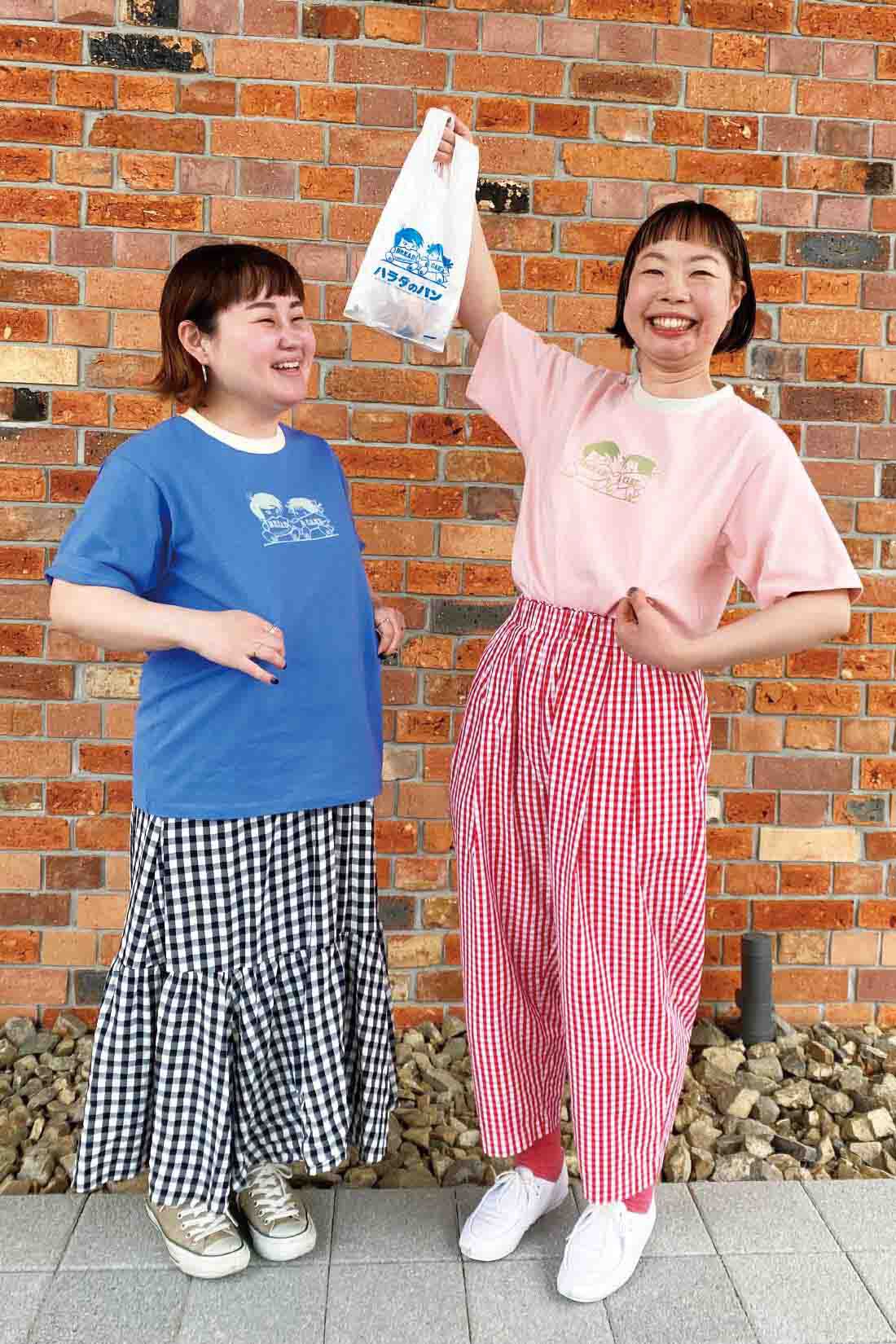Real Stock|Live love cottonプロジェクト リブ イン コンフォート神戸のベーカリーハラダのパンさんとつくったオーガニックコットンのレトロかわいいTシャツ〈ベビーピンク〉|左：150cm 2サイズ着用　右：160cm 2サイズ着用