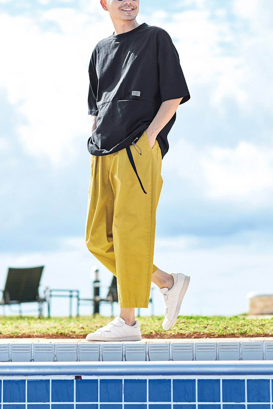 Sunny clouds so-co|サニークラウズ　すそが絞れるTシャツ〈メンズ〉黒