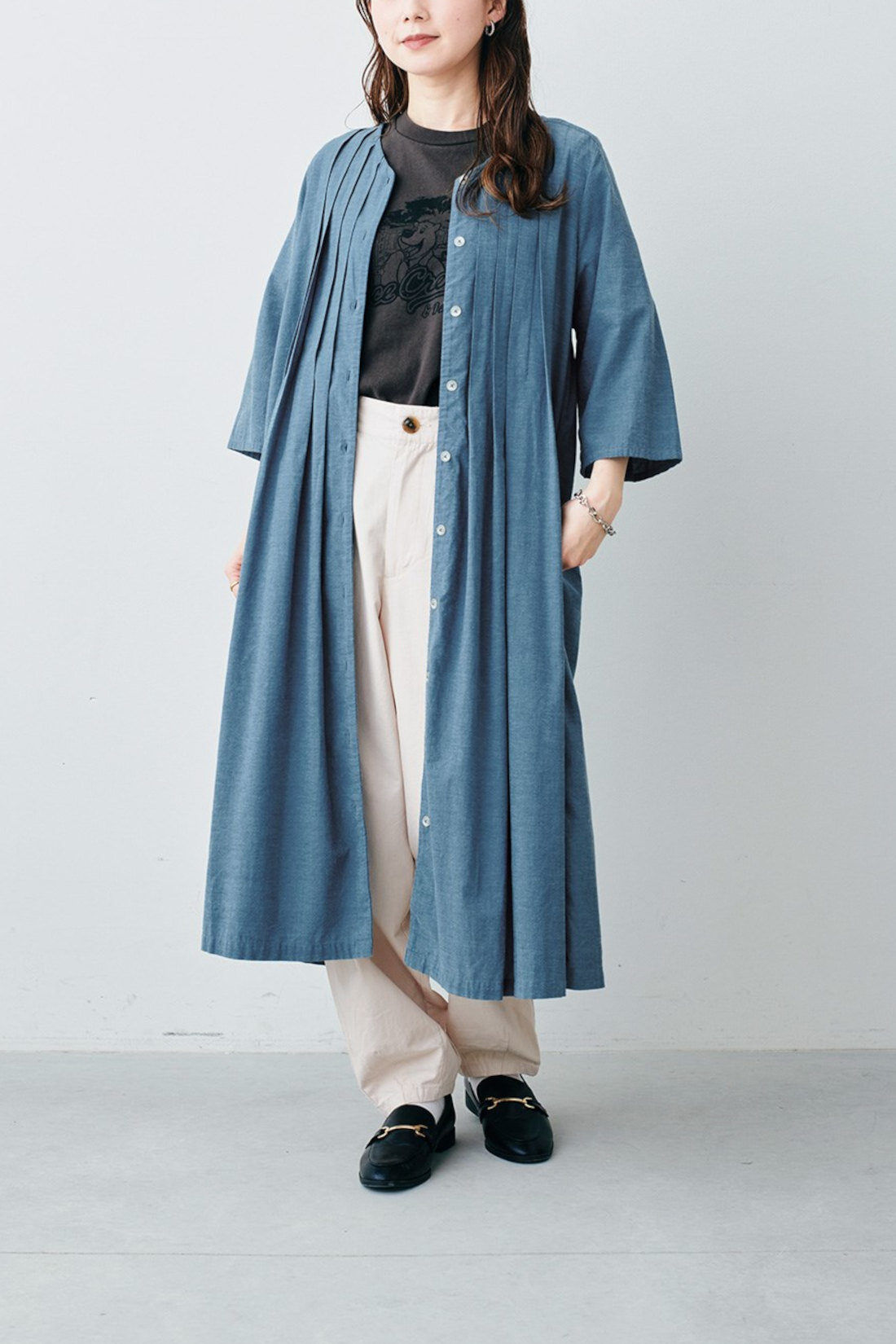 Sunny clouds so-co|サニークラウズ　アイス好きなTシャツ〈レディース〉〈チャコール〉|モデル身長：161cm　着用サイズ：M