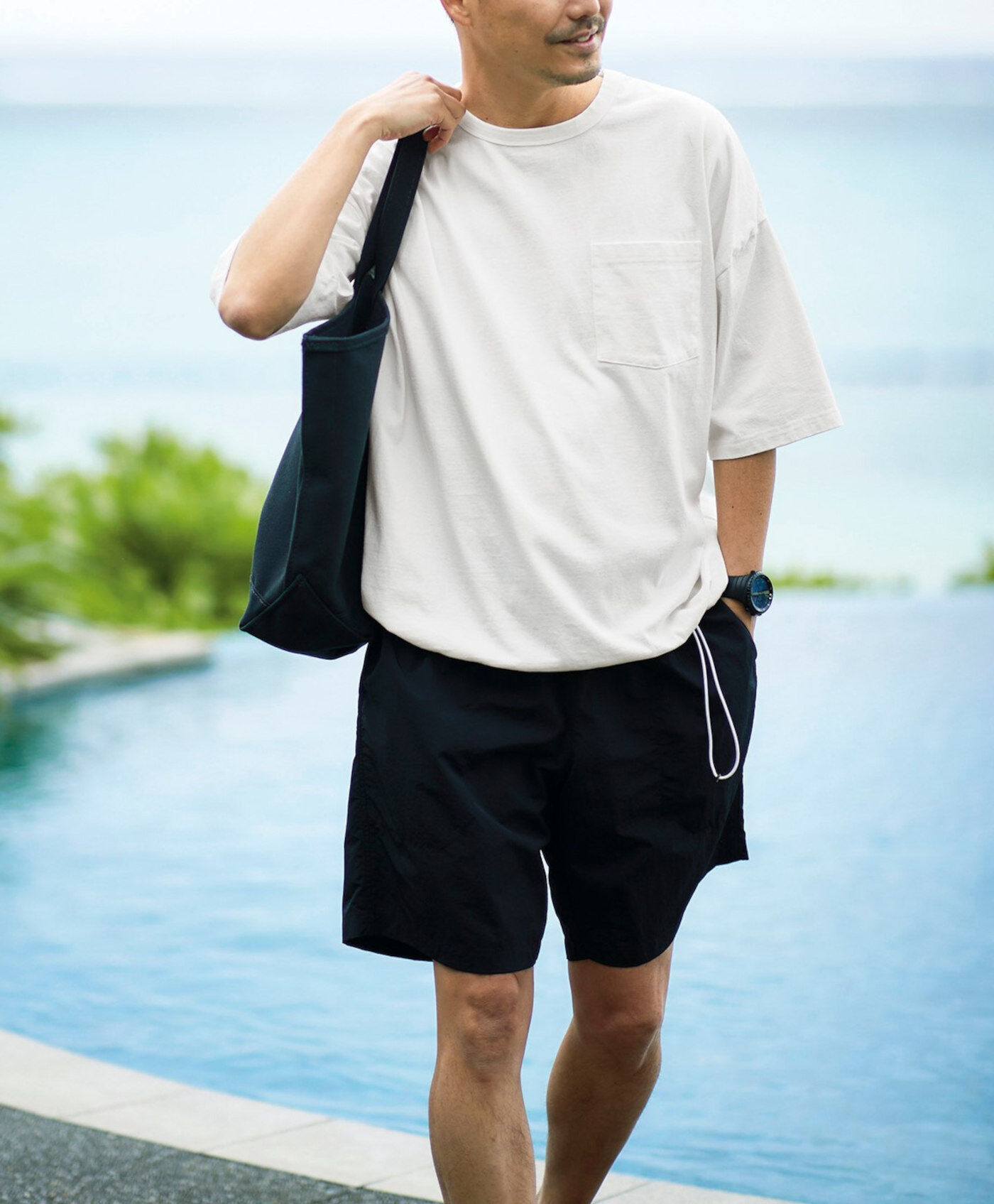 Sunny clouds so-co|サニークラウズ すそが絞れるTシャツ〈メンズ〉白