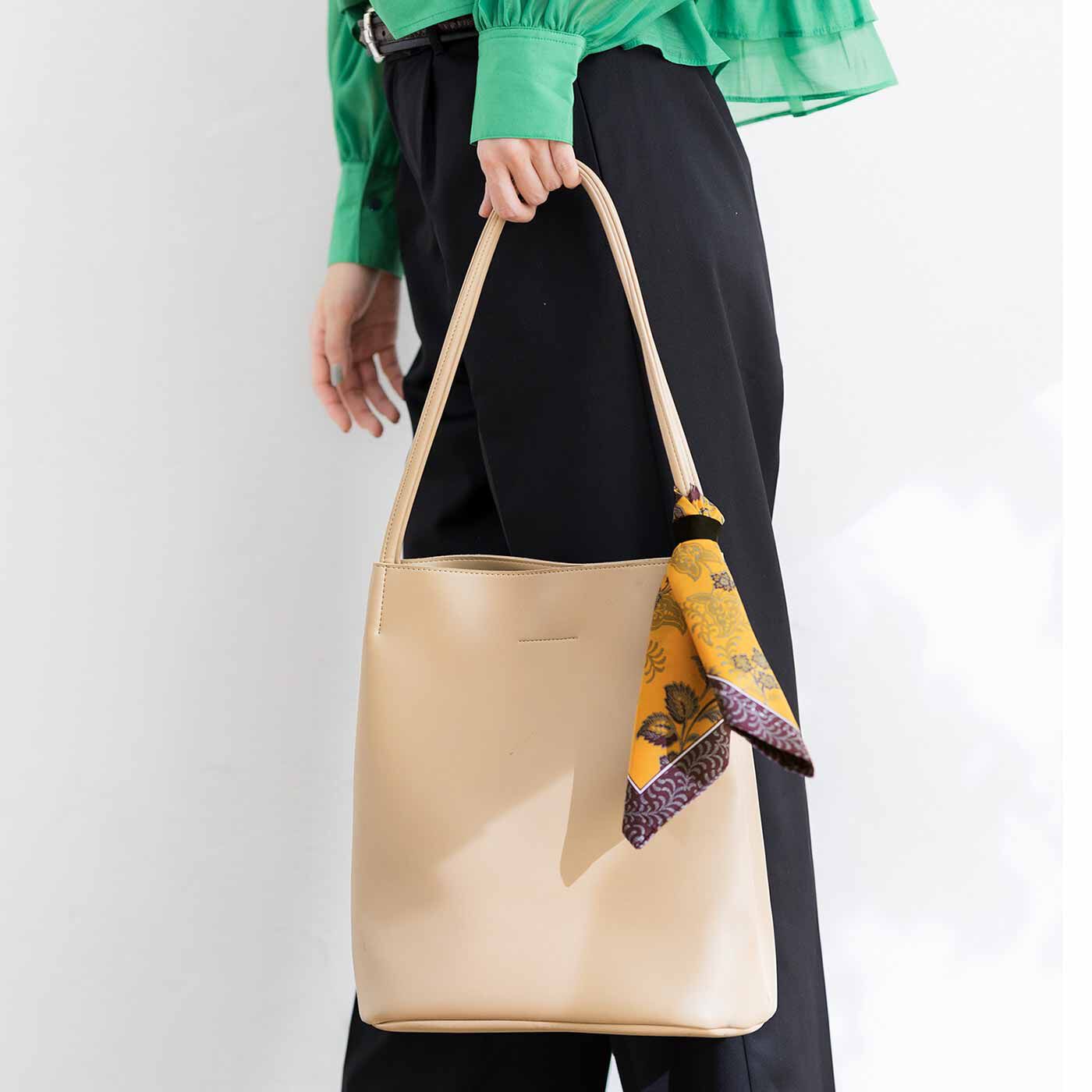 フェリシモメリー|L’AMIPLUS×MEDE19F 急な買い物も安心 結んでお出かけスカーフエコバッグ|スカーフのようにバッグにスタンバイさせて。