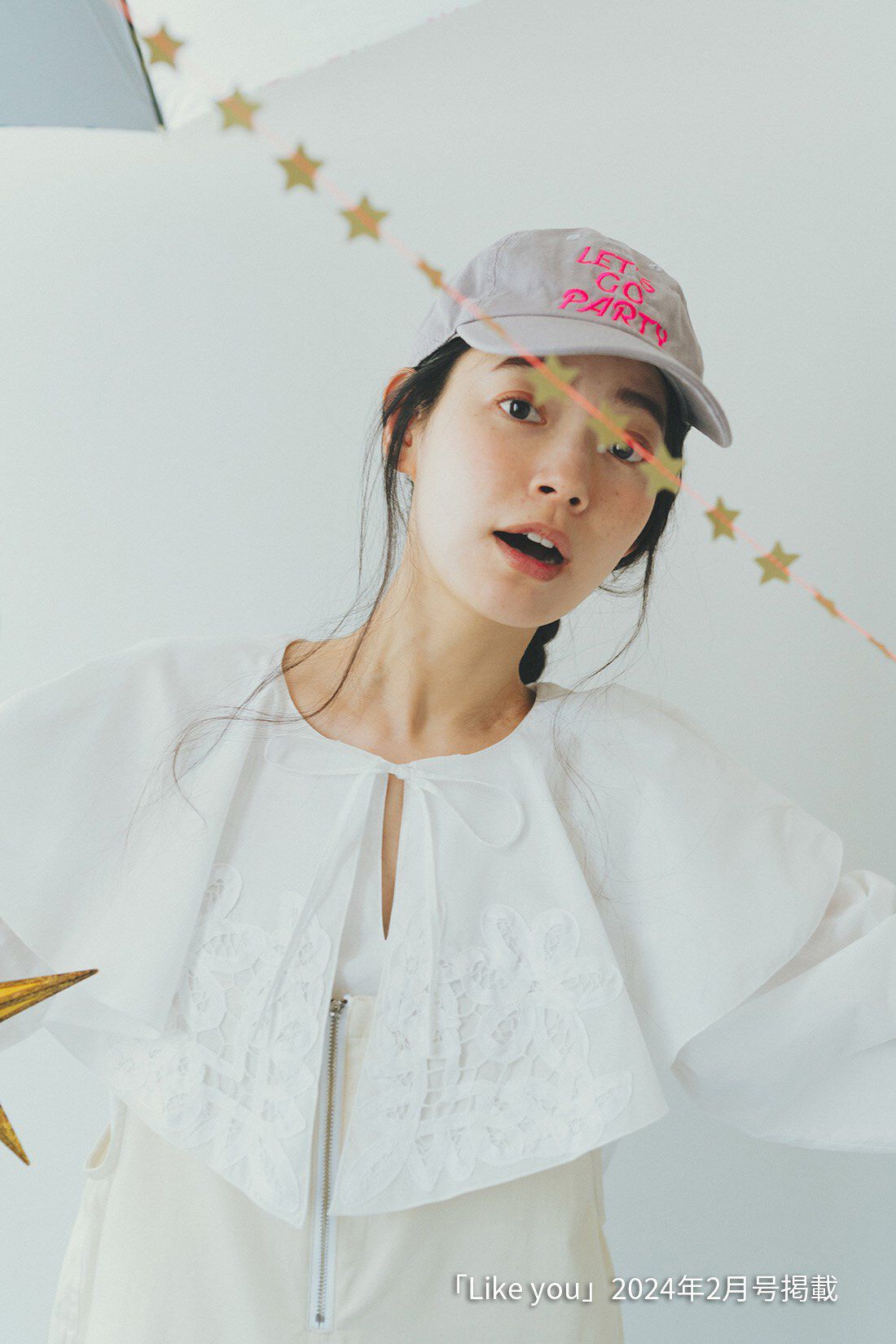 MEDE19F|【Boutique 888さんコラボ】バテンレース遣いラッフル衿ブラウス〈オフホワイト〉のコーディネート