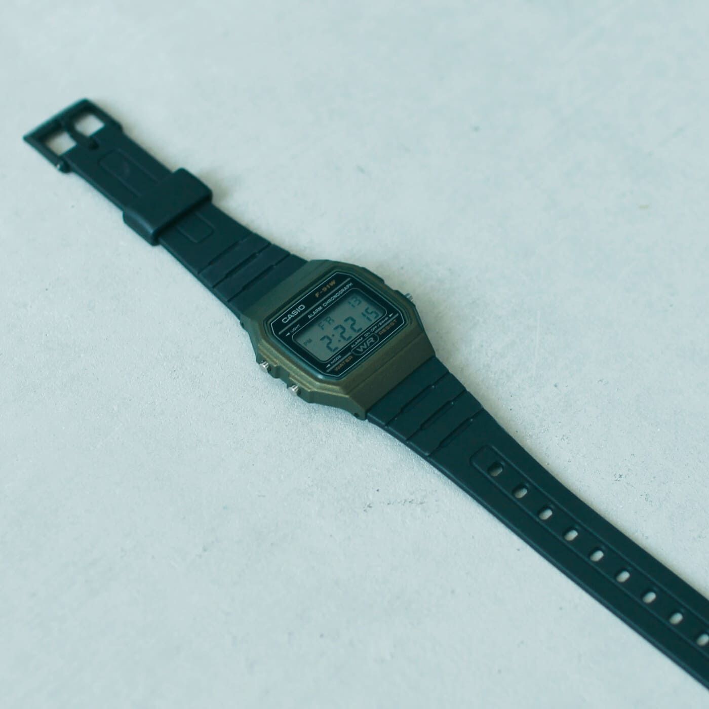フェリシモコレクション|このごろ meets CASIO 推しカシ　ナチュラルエアボーイ〈F-91WM-3AJH〉|ストップウォッチ、時刻アラーム、オートカレンダー機能つき