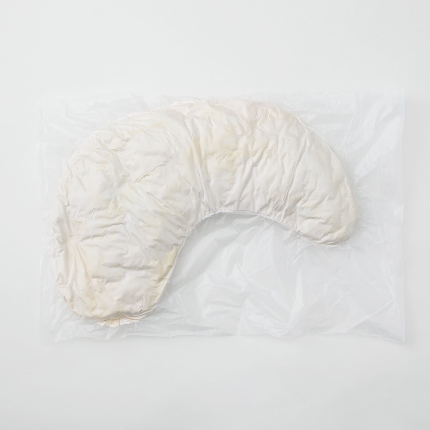 フェリシモコレクション|ミニチュアライフの田中さんと作った　見立ての世界の一部になれる　カシューナッツのクッション