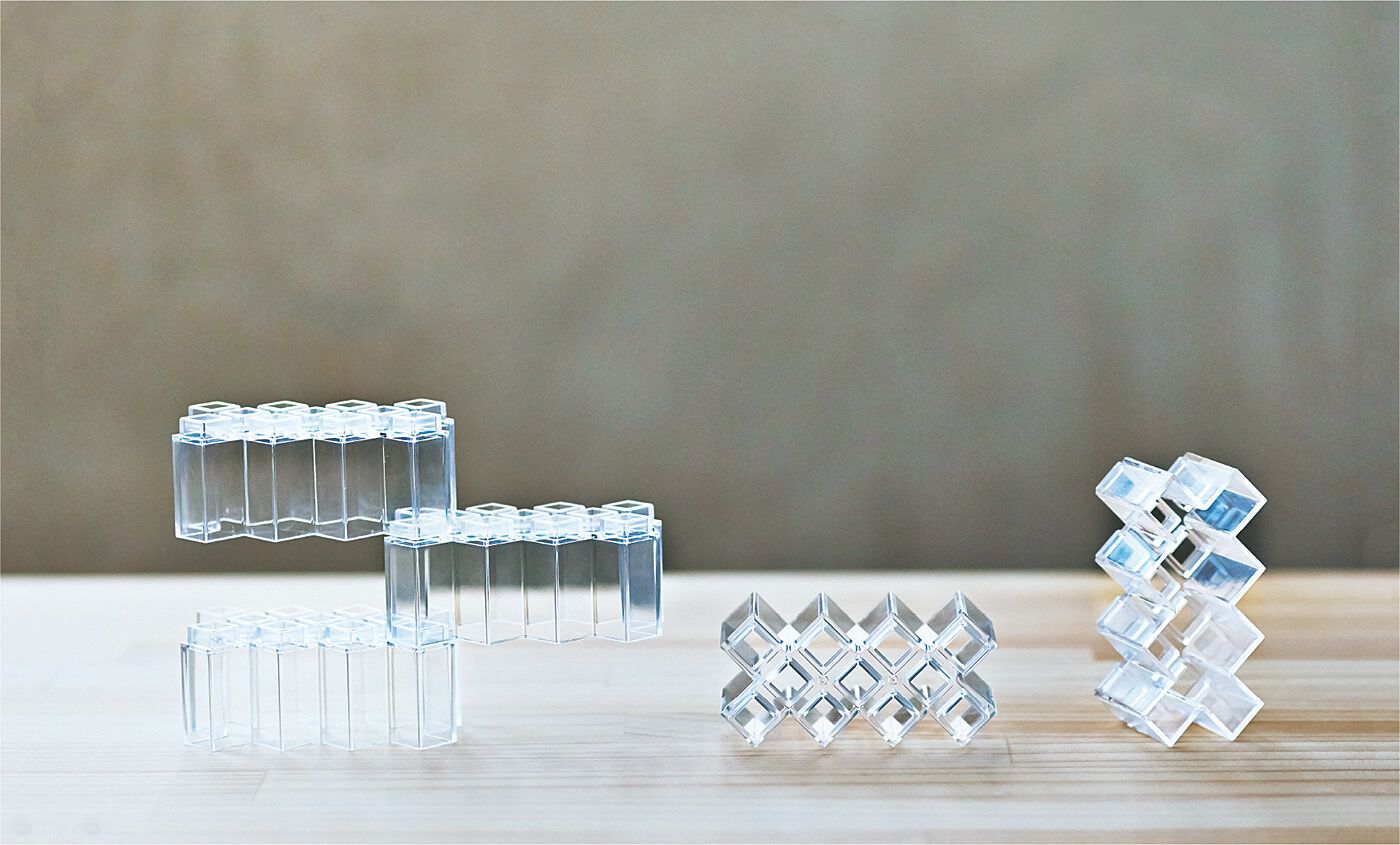 500色の色えんぴつ TOKYO SEEDS ハッピーを飾るディスプレイ 500色の色えんぴつ TOKYO SEEDS ハッピーを飾るディスプレイ