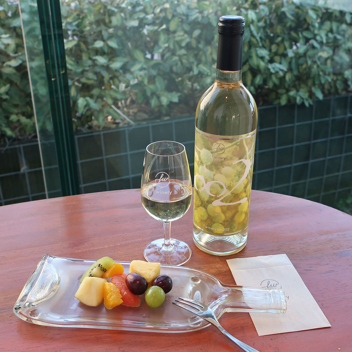 フェリシモコネクション|f winery002　ナイアガラ|ワイン本来の味わいを楽しんでほしいからドライフルーツやレーズンなど軽めのおつまみがおすすめ。
