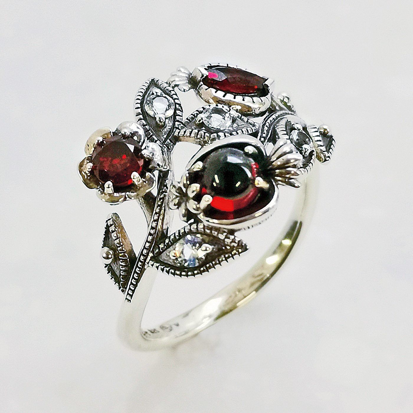 LX 大人の指だからこそ似合う インパクトシルバーリング〈オニキス