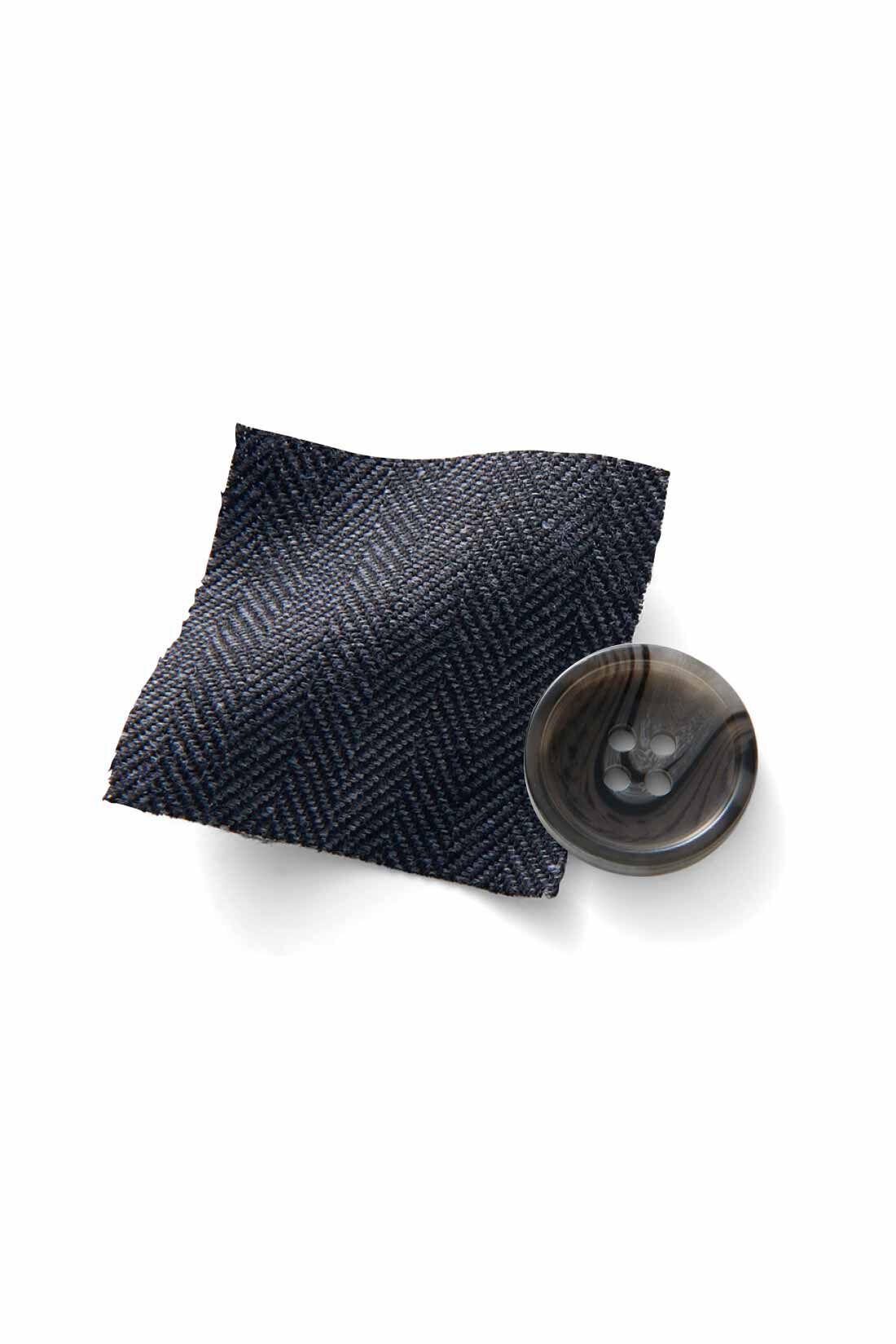IEDIT|IEDIT[イディット]　小森美穂子さんコラボ ヘリンボーン柄素材でこなれ見えする ダブルボタンジャケット〈ミックスグレー〉|ウールライクな暖かみと、まじめすぎない表情が魅力。ヘリンボーン柄で織り上げた先染め素材。