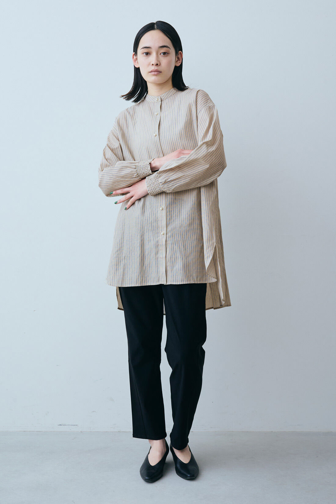 IEDIT［イディット］|IEDIT[イディット]　ぐいっとしなやかで快適な美脚見えナイスラっとエアノビテーパードパンツ|モデル身長：167cm　着用サイズ：M