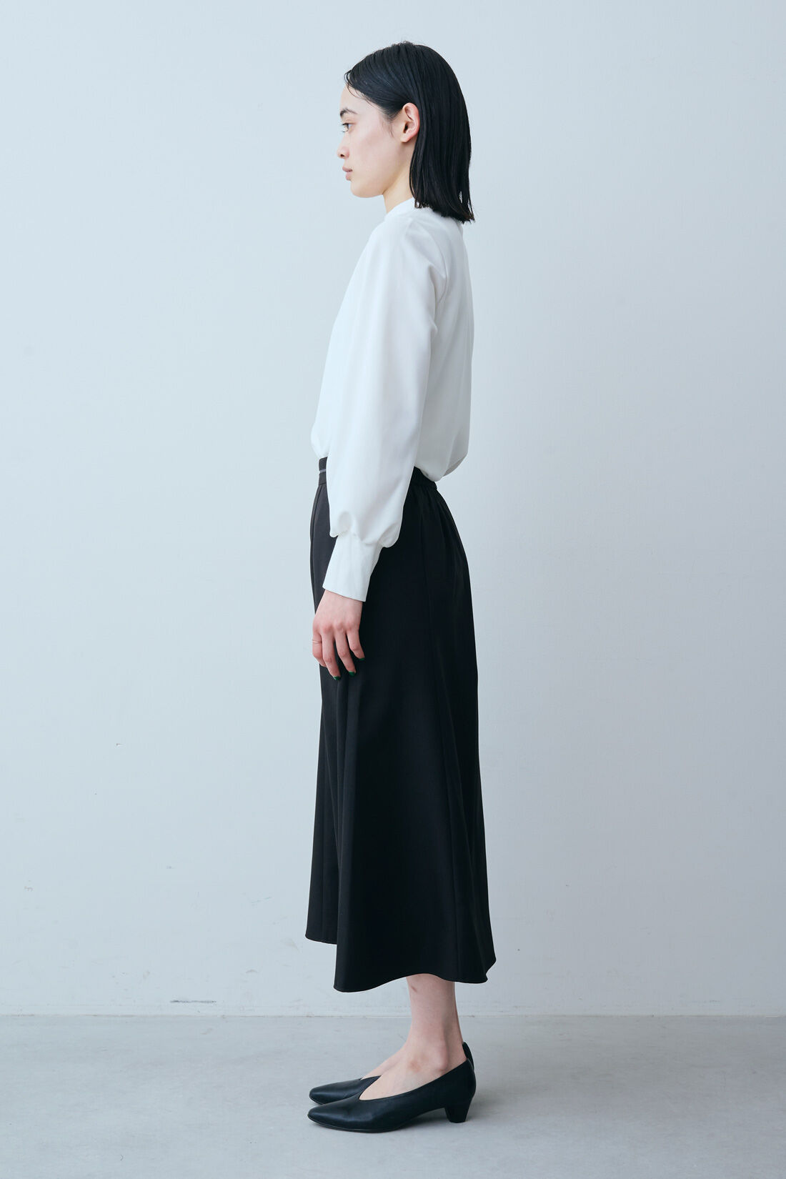 IEDIT|IEDIT[イディット]　シルエットが美しい UVカット機能のすっきり見えスカート|モデル身長：167cm　着用サイズ：M