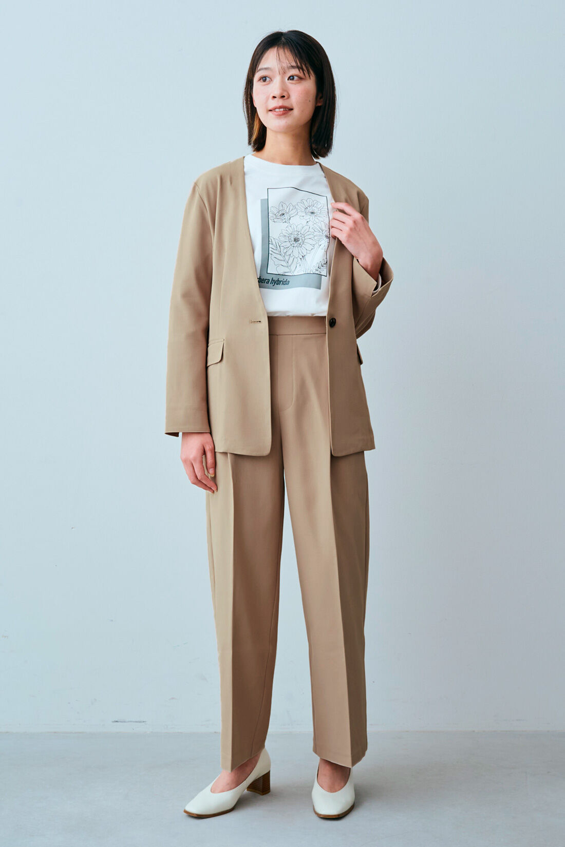 IEDIT［イディット］|IEDIT[イディット]　品よくこなれる 大人の洗練セミワイドパンツ〈ベージュ〉|モデル身長：164cm　着用サイズ：M
