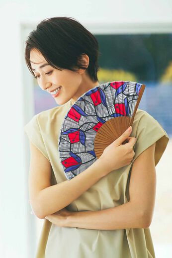 IEDIT［イディット］ | アフリカンプリント柄 大人 華やか 扇子 の会