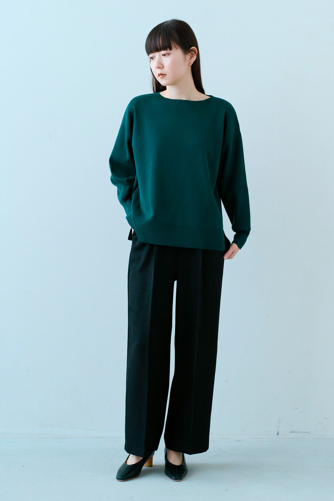 IEDIT［イディット］|IEDIT[イディット]　花粉リリース＆UVカットがうれしい シルエットがきれいな上品シンプルニット|モデル身長：163cm　着用サイズ：M