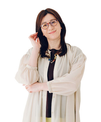 IEDIT | 野々村友紀子さん  リーディンググラス 〈べっこうブラウン〉
