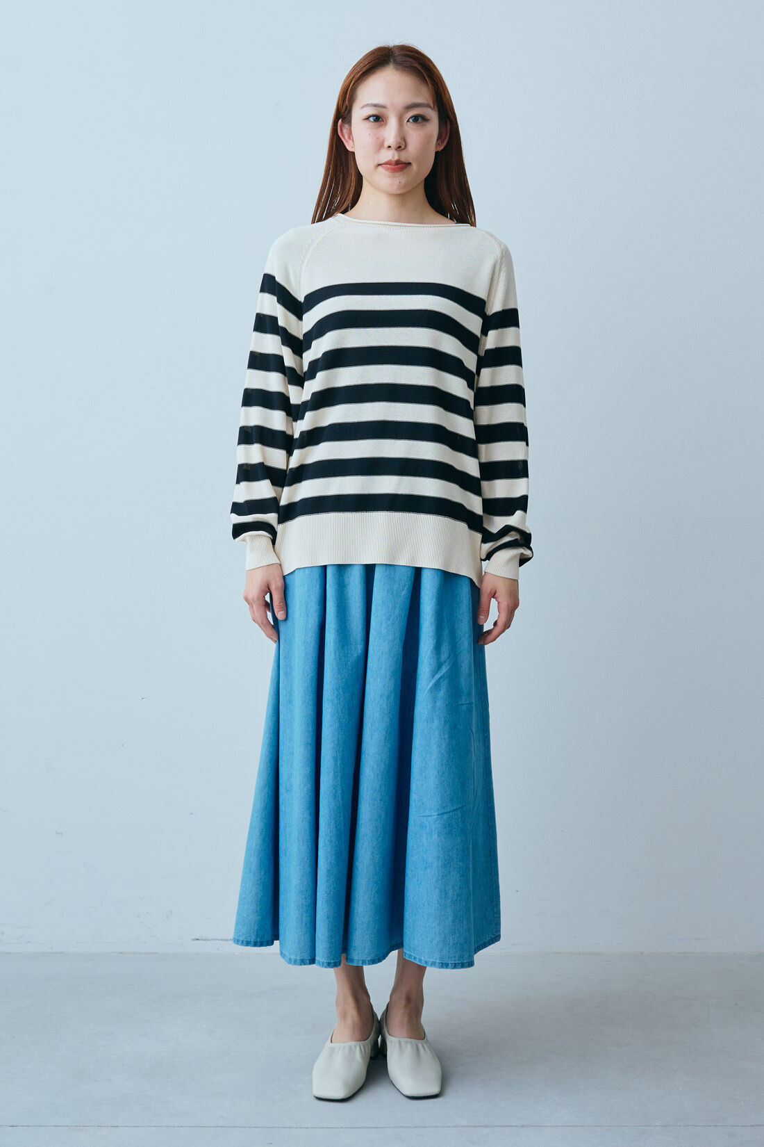 IEDIT［イディット］|落ち感素材 ボーダー ニット トップス〈黒〉のコーディネート