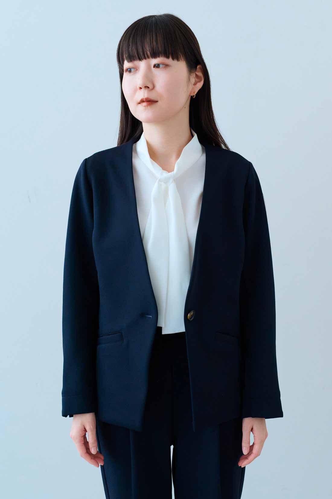 IEDIT［イディット］|IEDIT[イディット]　花粉リリース＆UVカットがうれしい いつもキレイなネイビーが続く純紺素材のバレエフィット（R）ジャケット〈ダークネイビー〉