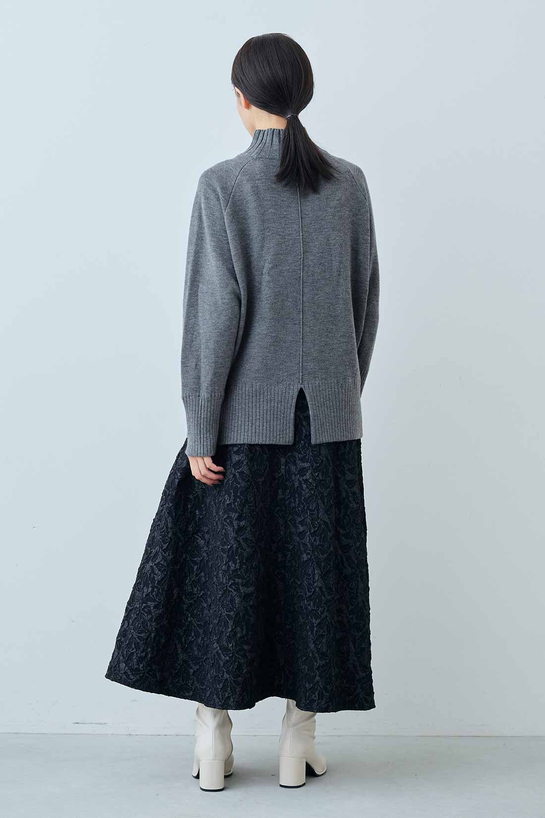 IEDIT［イディット］|IEDIT[イディット]　アブストラクト柄のふくれジャカードフレアースカート|モデル身長：163cm　着用サイズ：M