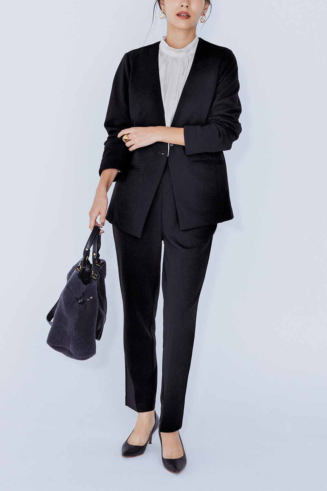 IEDIT|IEDIT[イディット]　帯電防止加工がうれしい いつもキレイな黒が続く純黒素材の 裏微起毛バレエフィット（R）ジャケット〈ブラック〉【コーデ買いキャンペーン】