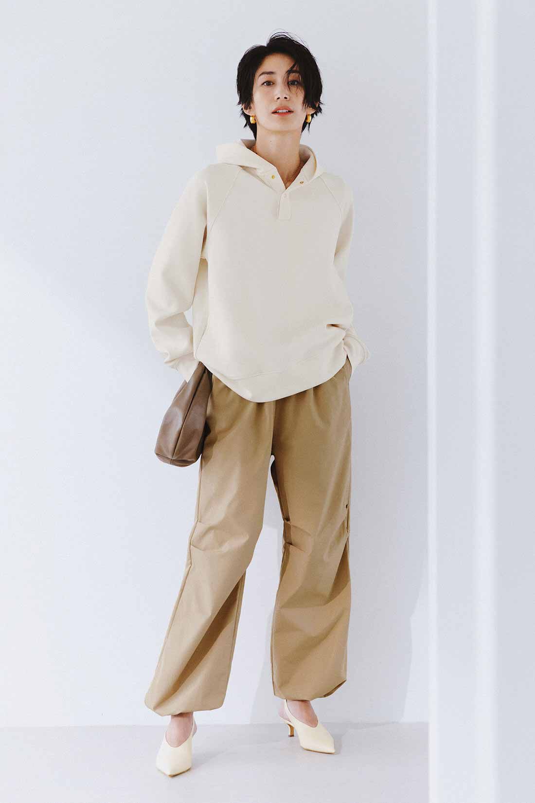 IEDIT[イディット]　小森美穂子さんコラボ 大人パラシュートパンツ〈ベージュ〉