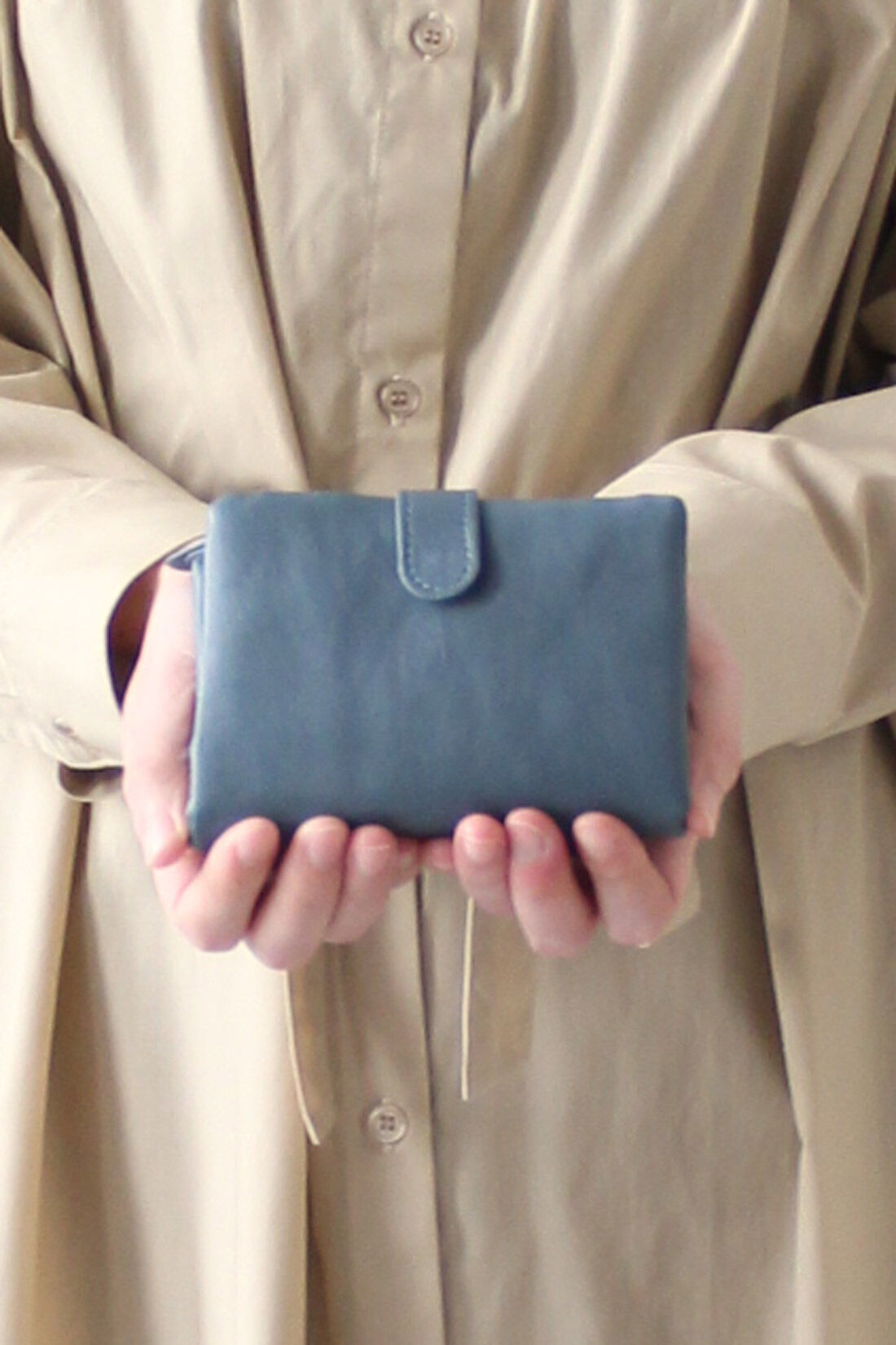IEDIT|IEDIT[イディット] SELECT　ふっくら合皮の2つ折り財布|〈サックスブルー〉
