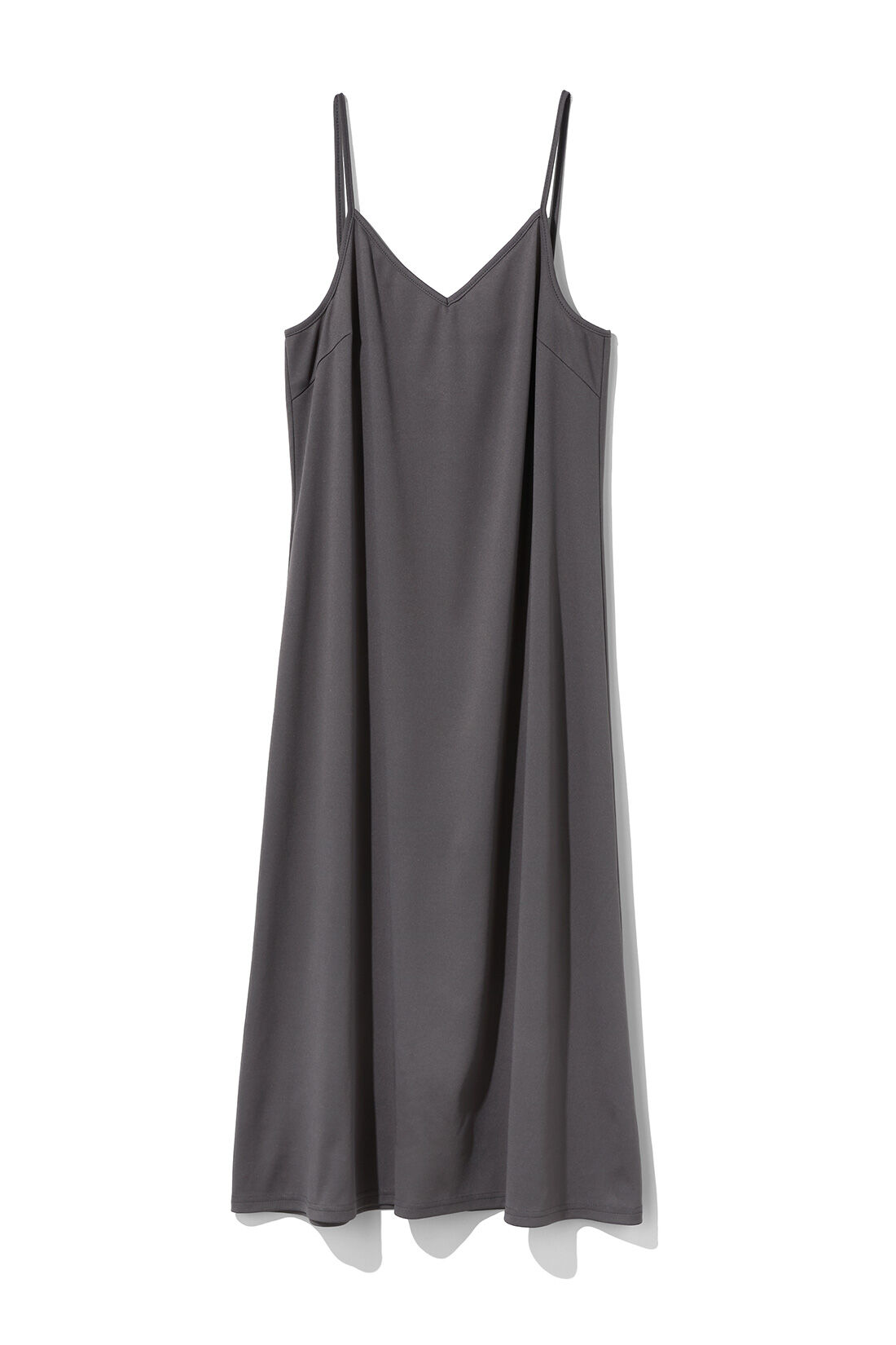 IEDIT[イディット]　大人にちょうどよい甘さのコットンボーラーレースのロングワンピース〈スミクロ〉|インナーを気にせずきれいに着られるように同色のキャミドレスをセット。