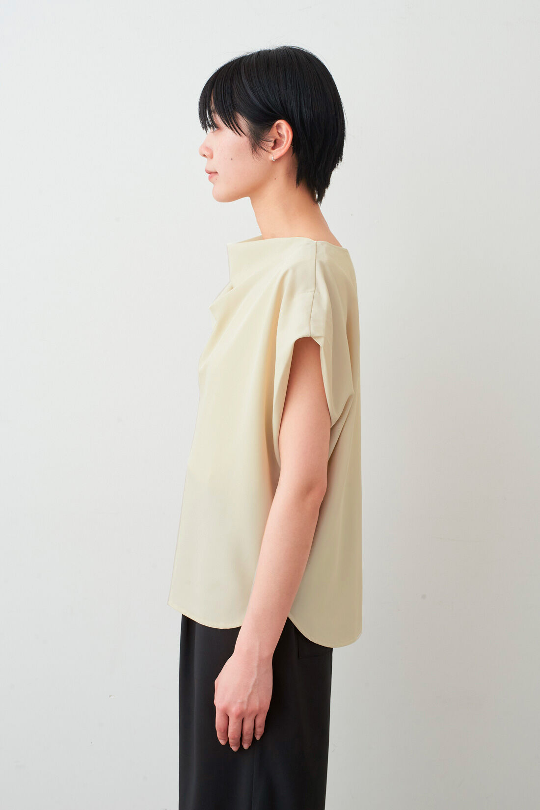 IEDIT［イディット］|IEDIT[イディット]　接触冷感・吸汗速乾がうれしい 華やかドレープネックブラウスの会