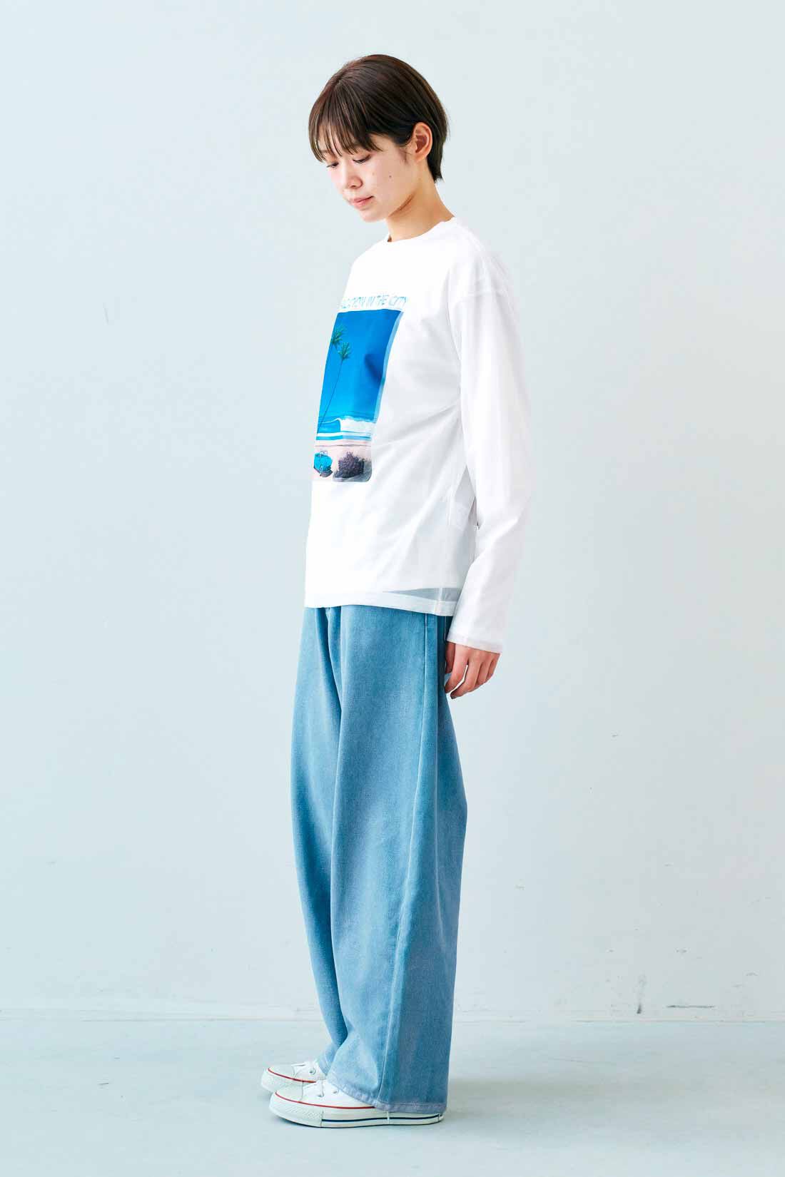 IEDIT|IEDIT[イディット]　永井博さんコラボ VACATION IN THE CITY チュールトップス〈ホワイト〉|モデル身長：163cm　着用サイズ：M
