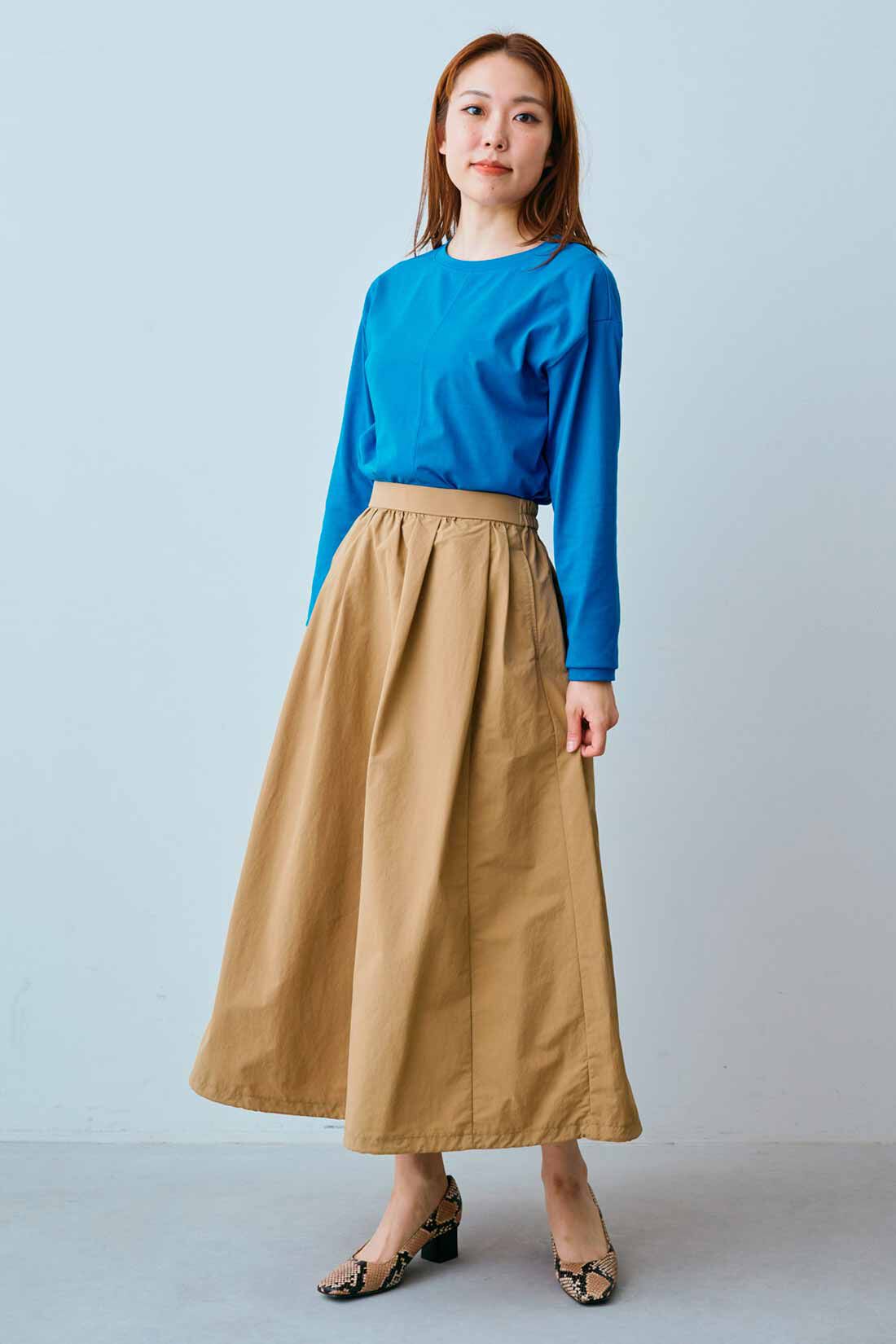 IEDIT[イディット]　撥水＆UVカットがうれしい 2-WAYシルエットスカート|モデル身長：165cm　着用サイズ：M