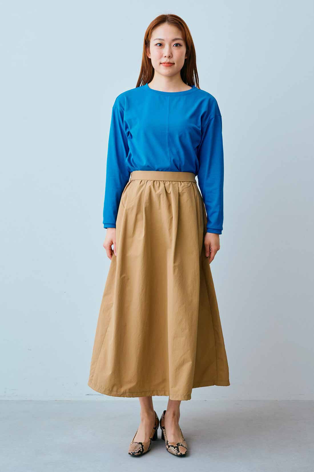 IEDIT[イディット]　撥水＆UVカットがうれしい 2-WAYシルエットスカート|モデル身長：165cm　着用サイズ：M