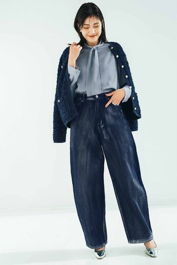 IEDIT | 箔（はく）プリント ゆる テーパード デニムパンツ 〈ネイビー〉