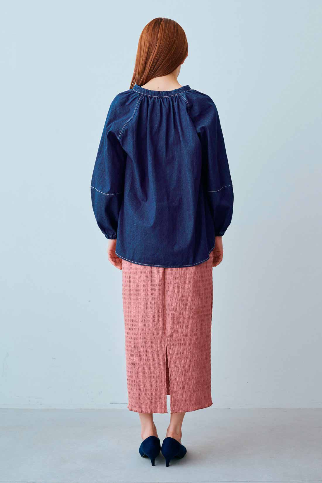 IEDIT|ふくれ ジャカード カットソー素材 Iライン スカート〈ピンク〉のコーディネート