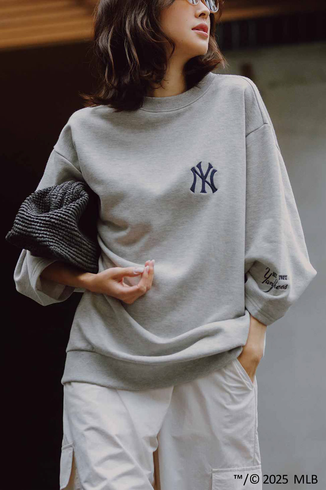 IEDIT|IEDIT[イディット]　オリジナルMLBデザイン モモンガシルエットの八分袖スウェットトップスの会