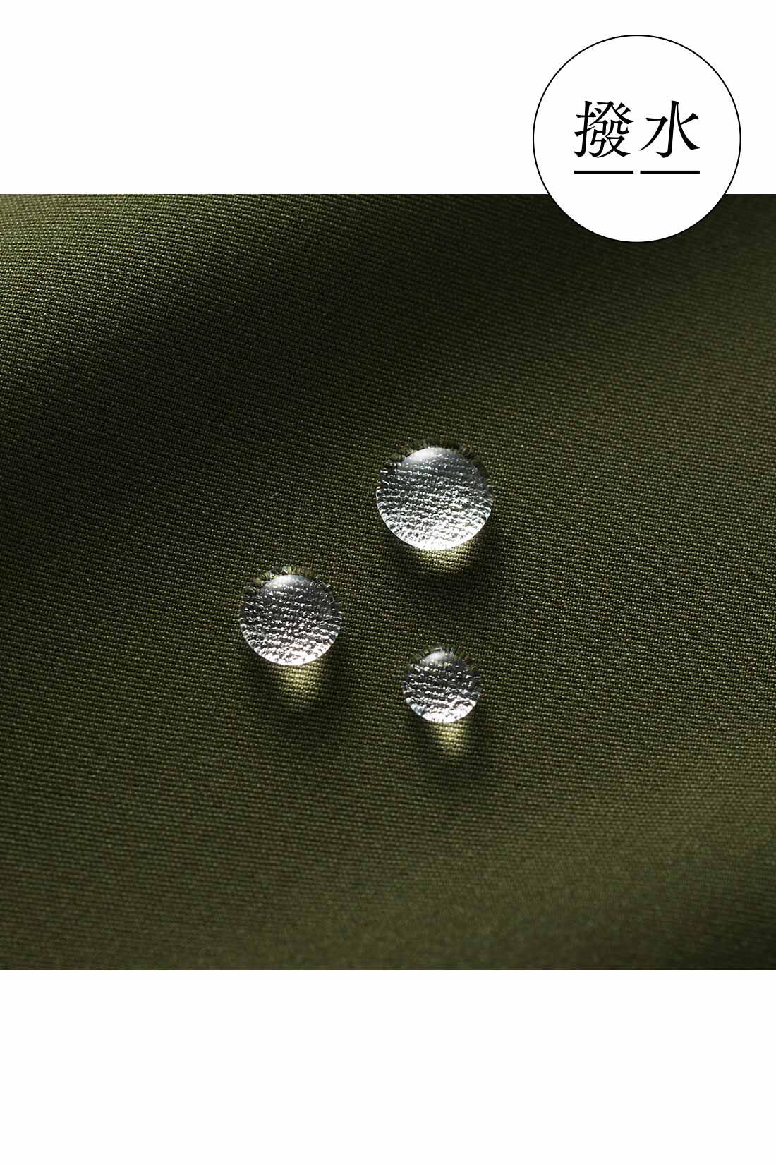 IEDIT[イディット]　WOODS コラボ 撥水（はっすい）フレアーカーゴスカート|マットでなめらかなポリエステル素材。急な雨でもあわてない撥水（はっすい）機能付き。
