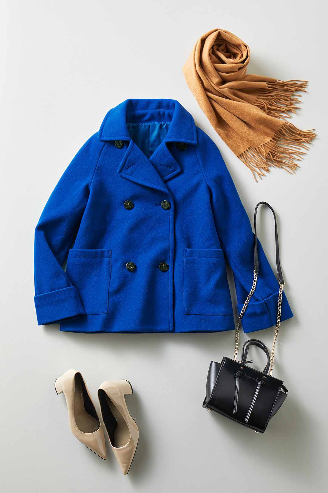 IEDIT[イディット]　着映えカラーのショート丈こなれPコート〈ブルーグリーン〉|※バッグ、靴、マフラーはお届けに含まれません。