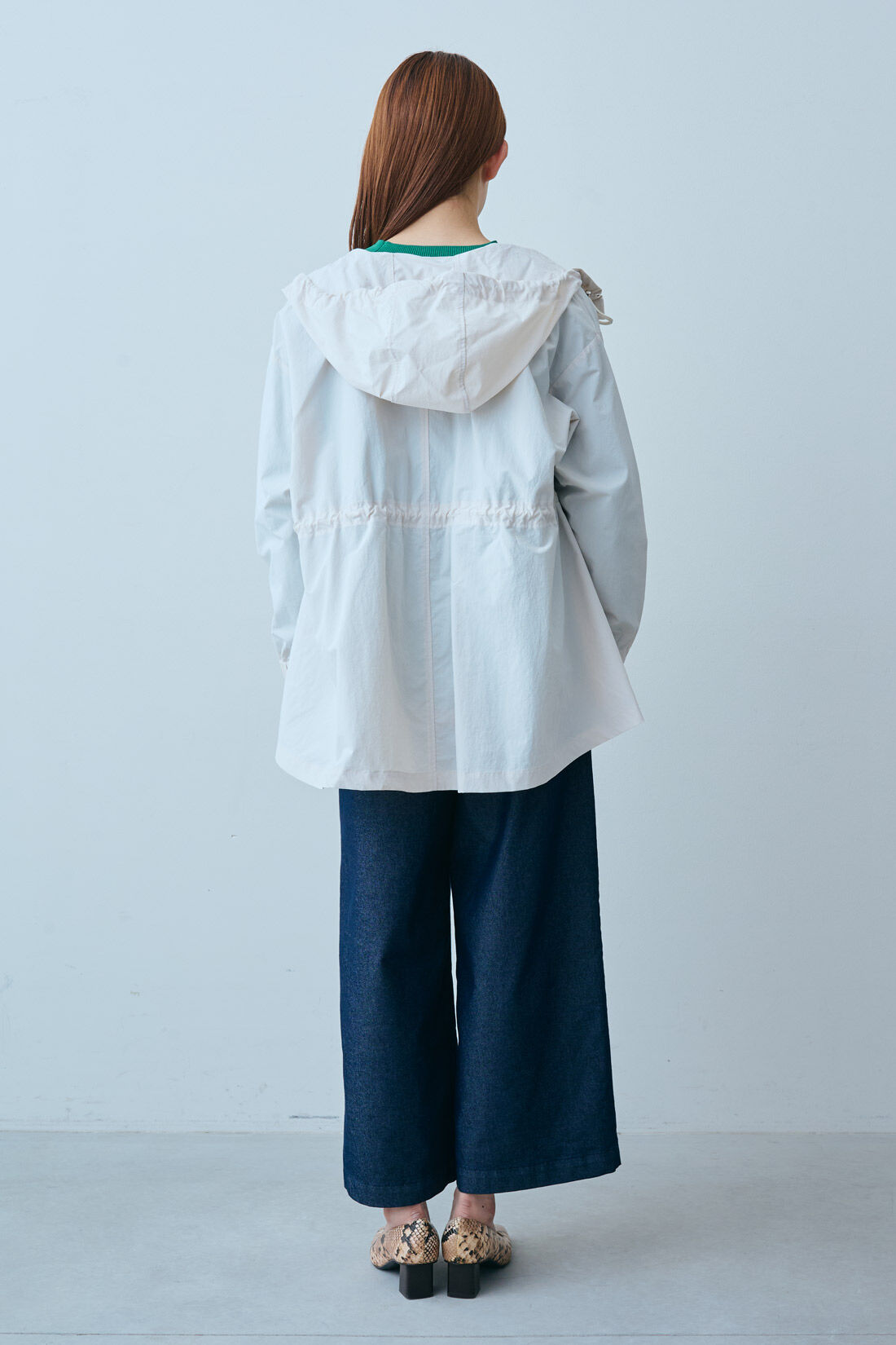 IEDIT[イディット] 撥水（はっすい）＆UVカットがうれしい ミドル丈マウンテンパーカー〈アイボリー〉｜IEDIT[イディット]｜フェリシモ 【公式通販】