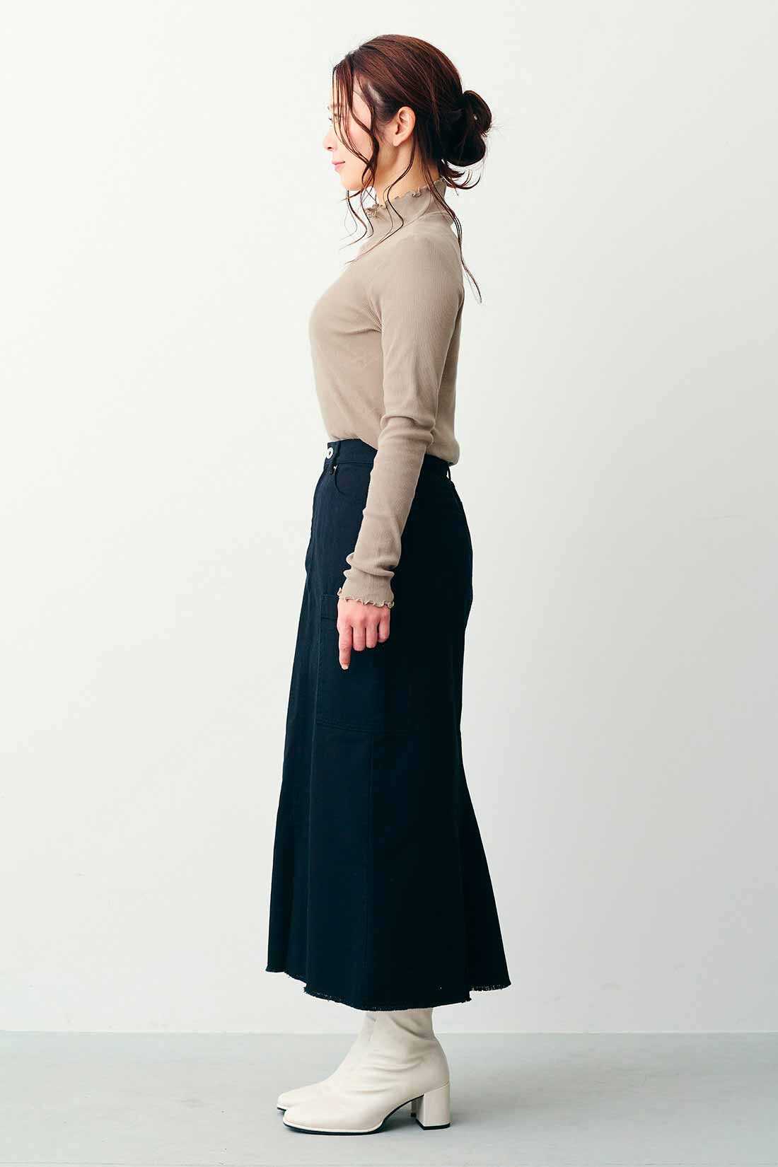 IEDIT|IEDIT[イディット]　かっこいいのにどこか女っぽい こだわりを詰め込んだIラインカーゴスカート〈ブラック〉|モデル身長：161cm　着用サイズ：M