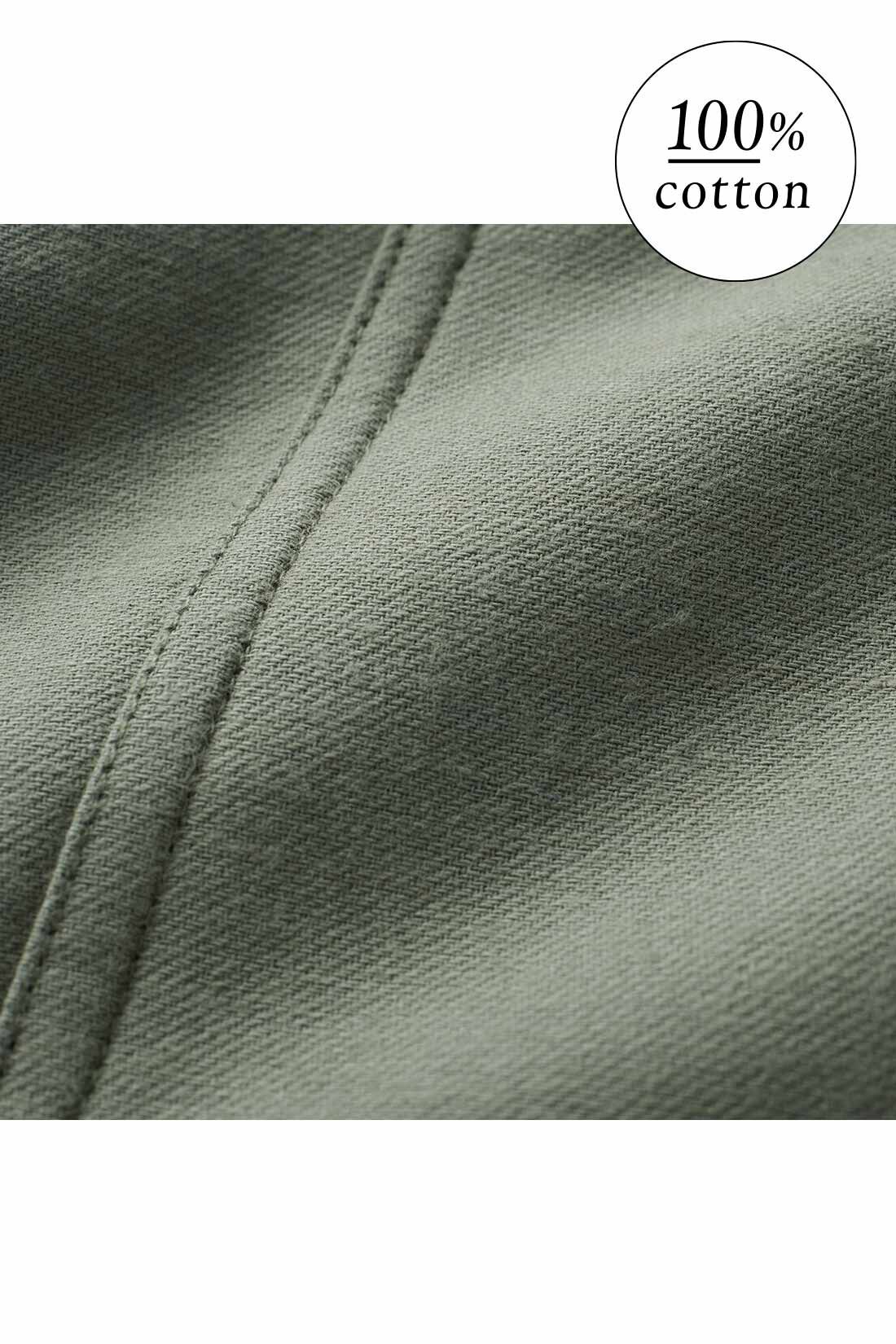 IEDIT[イディット]　綿100％接結ダブルガーゼチノ風素材のきれいめベイカーパンツ|表面感がチノ風の綿100％のダブルガーゼ素材。しっかりとした厚みがありながら、やわらかくて快適なはき心地です。