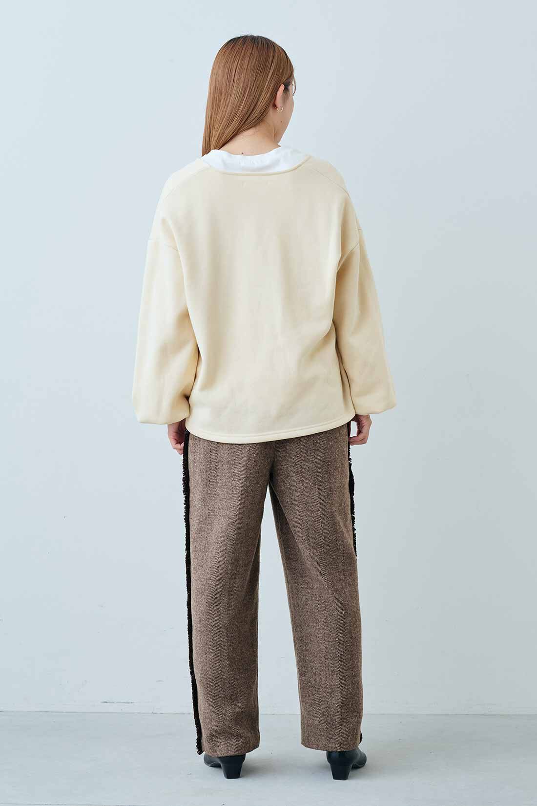 IEDIT［イディット］|IEDIT[イディット]　サイドフリンジで華やぐ ピンタックヘリンボーン素材パンツ|モデル身長：165cm　着用サイズ：M