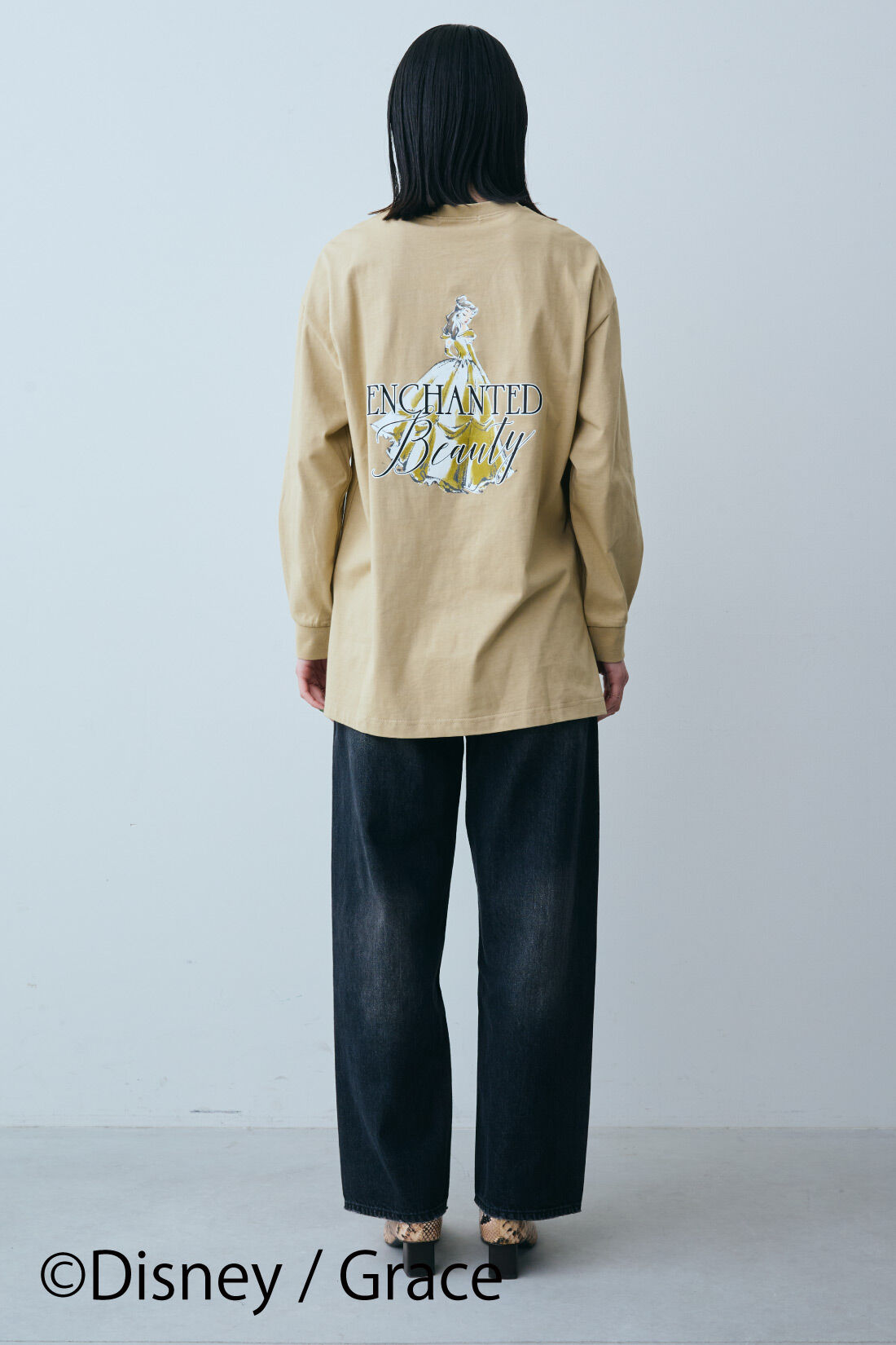 IEDIT|IEDIT[イディット]　「Disneyプリンセス」コットンカットソーロングTシャツ〈チャコール〉|モデル身長：167cm　着用サイズ：M　これは参考画像です。お届けするタイプとは異なります。