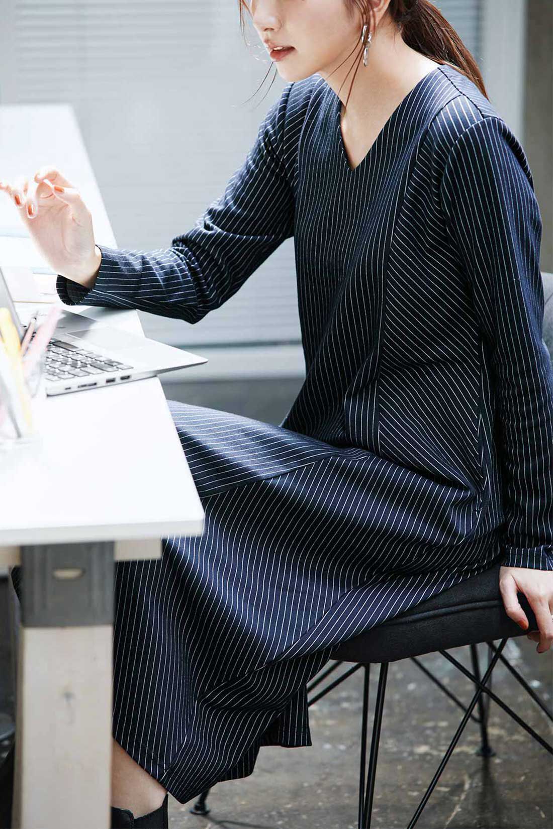 IEDIT[イディット] 一枚で即好印象 細見えシルエットの伸びやかな