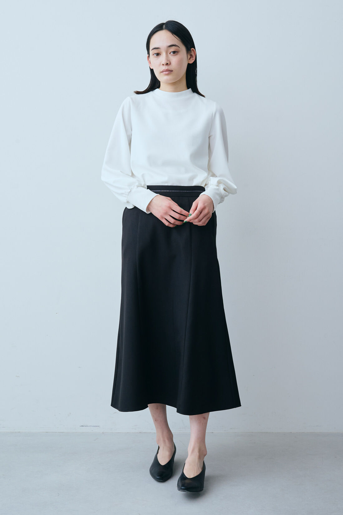 IEDIT|IEDIT[イディット]　シルエットが美しい UVカット機能のすっきり見えスカート|モデル身長：167cm　着用サイズ：M