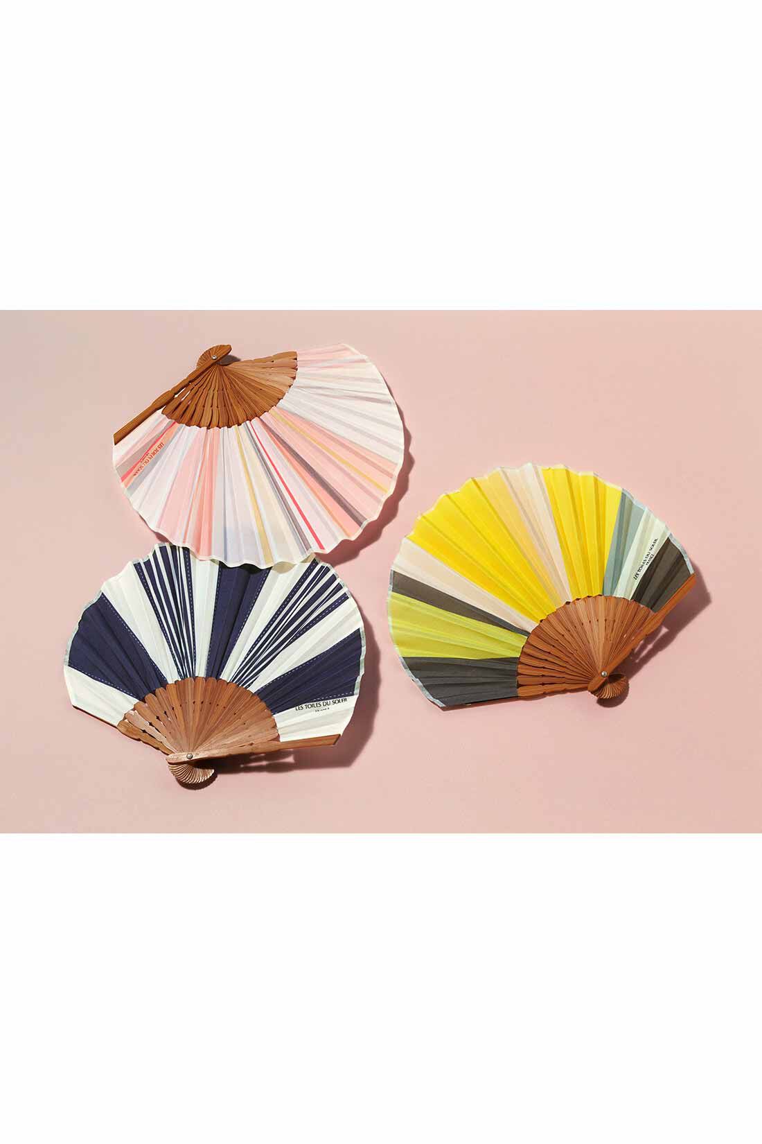 IEDIT|LES TOILES DU SOLEIL×IEDIT[イディット]　暑い日でも気分があがるマルチカラー扇子〈ネイビー〉