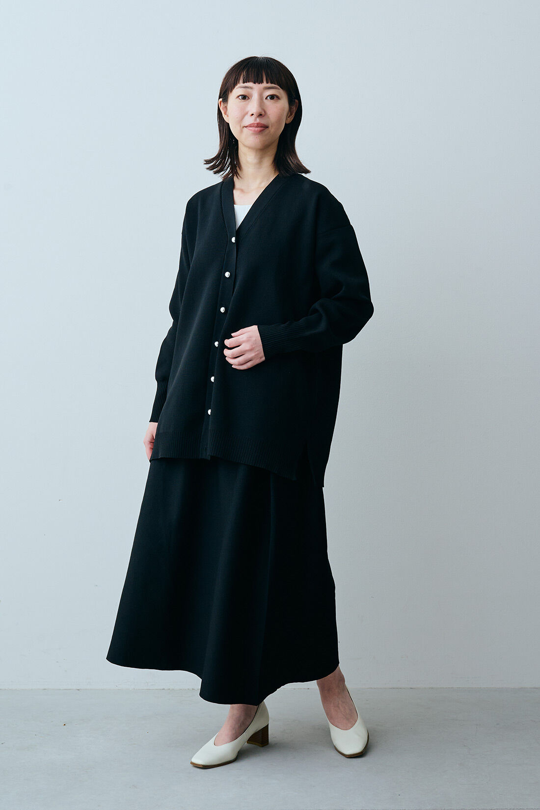 IEDIT|IEDIT[イディット]　福田麻琴さんコラボ バウンドニットのスカートセットアップ〈ブラック〉|モデル身長：160cm 着用サイズ：M　※セットアップのスカートを着用