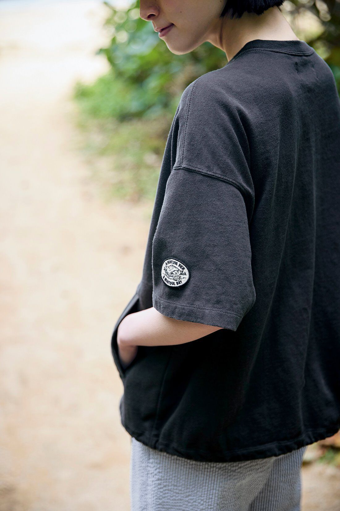 Sunny clouds［サニークラウズ］|サニークラウズ　しっかりワッペンTシャツ〈レディース〉チャコール