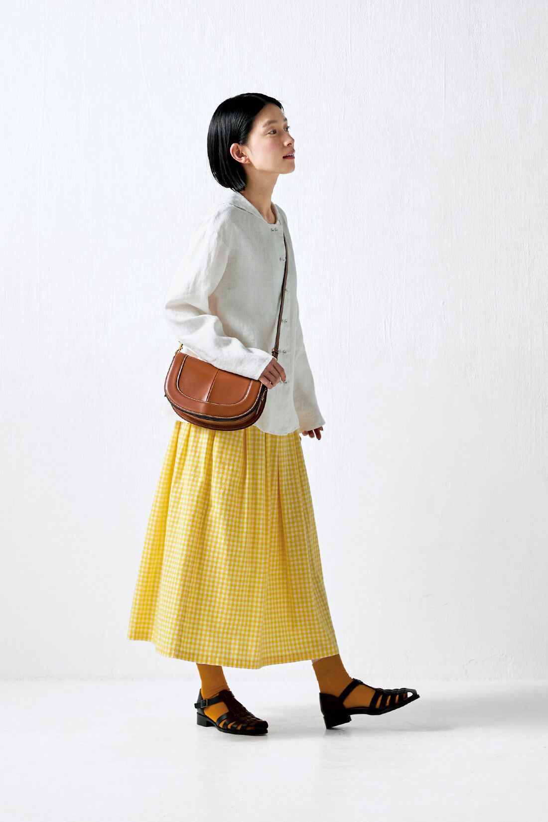 Sunny clouds|サニークラウズ セーラーカラーブラウス〈レディース〉白|身長162cm/トップスMサイズ/ボトムスMサイズ