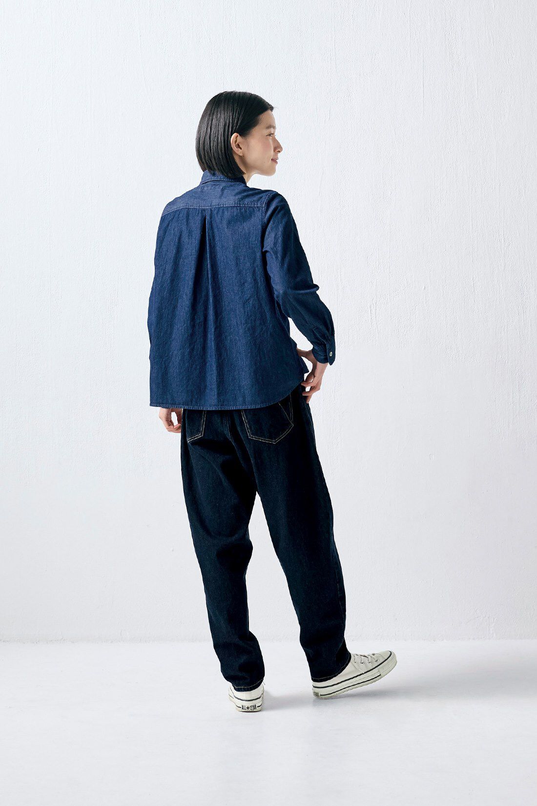 Sunny clouds|サニークラウズ カットワークフリルブラウス〈レディース〉|身長162cm/トップスMサイズ/ボトムスMサイズ