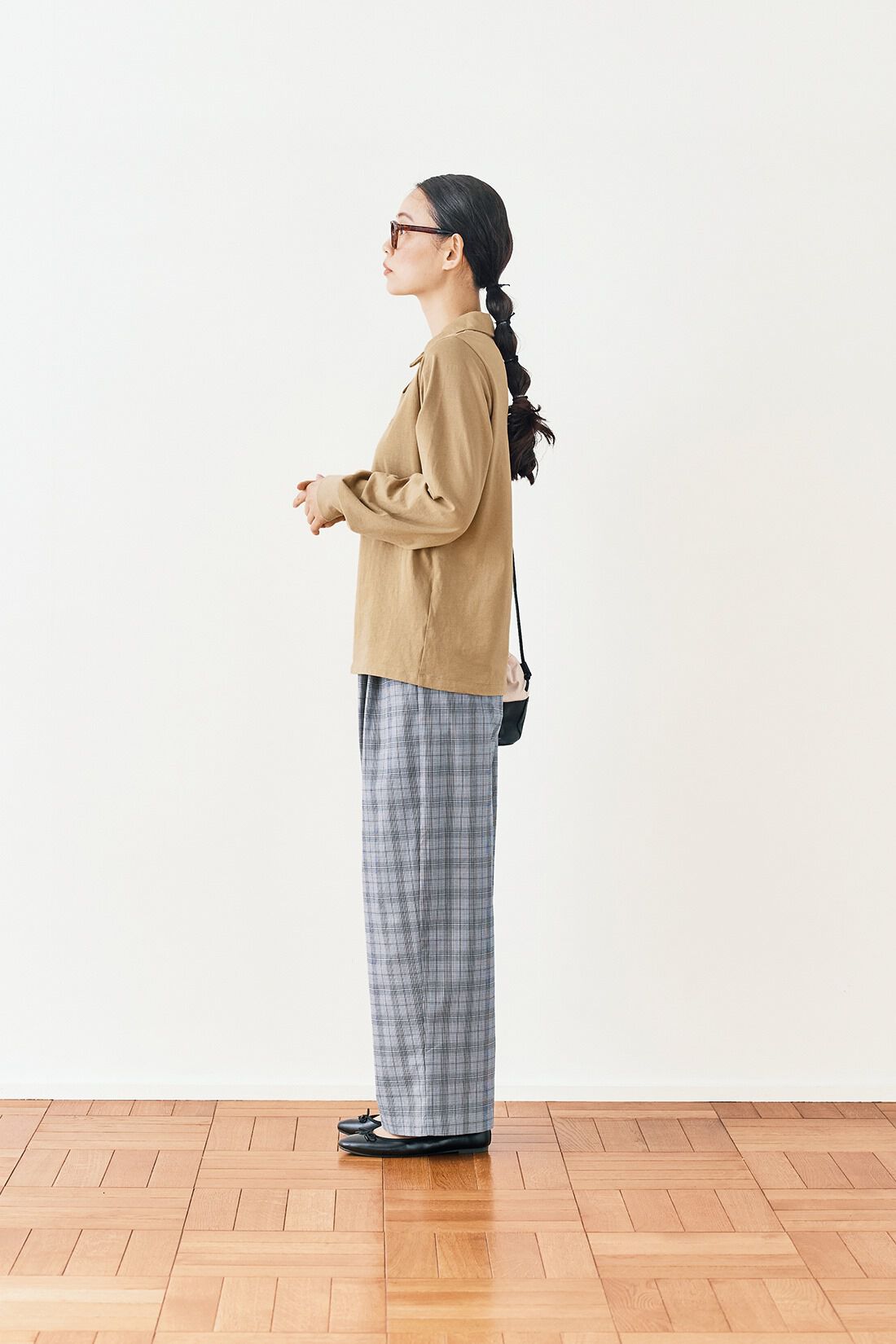 and myera|and myera 長袖ポロTトップス〈ブラウン〉