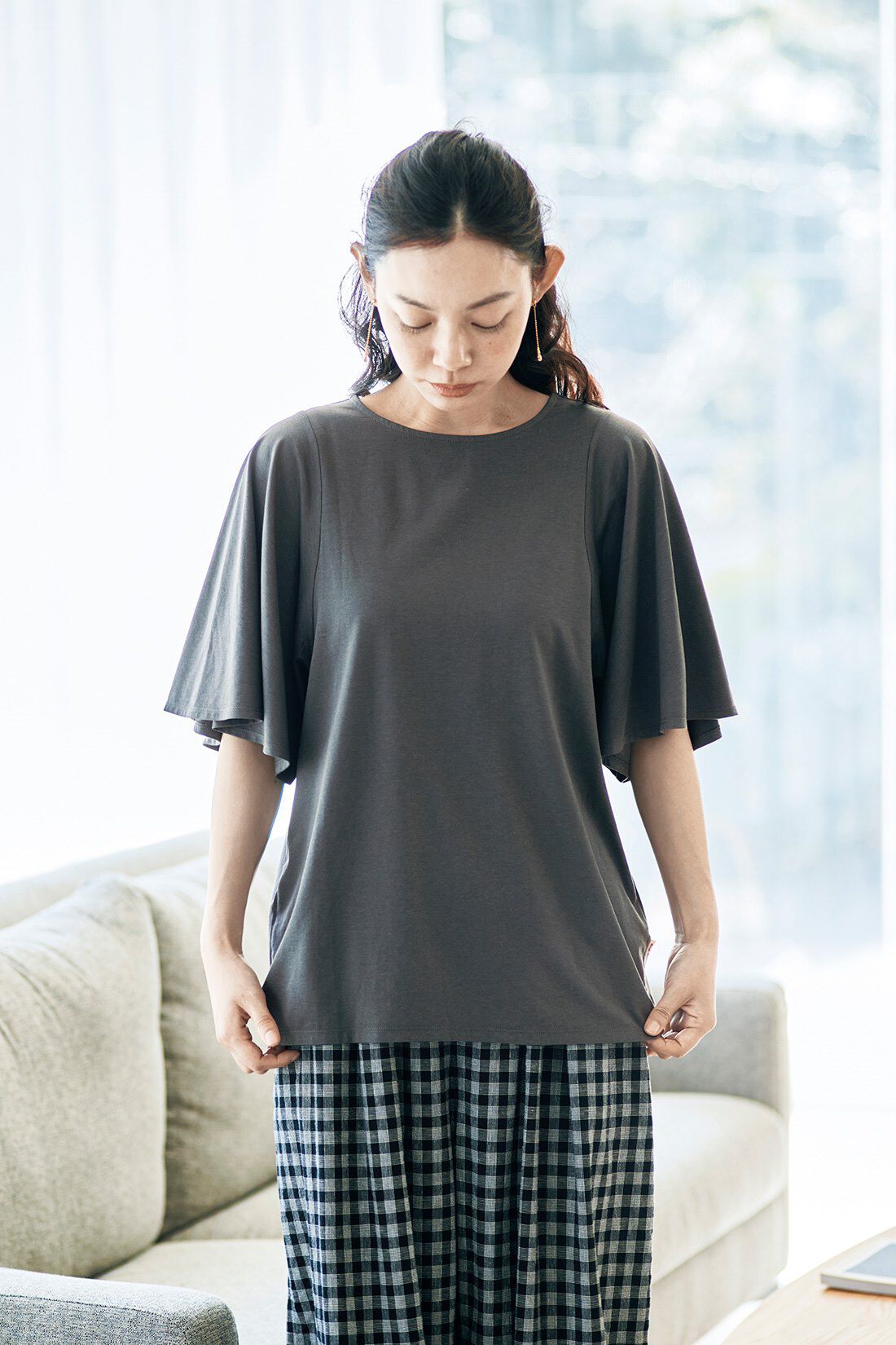 and myera［アンドマイラ］|and myera フレア袖のTシャツの会
